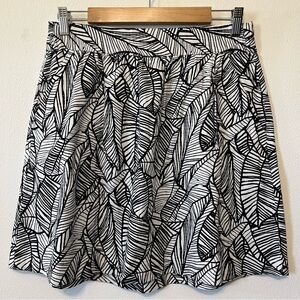 LOFT outlet Women’s Linen Skirt, size Small, NWT black and white leaf pattern